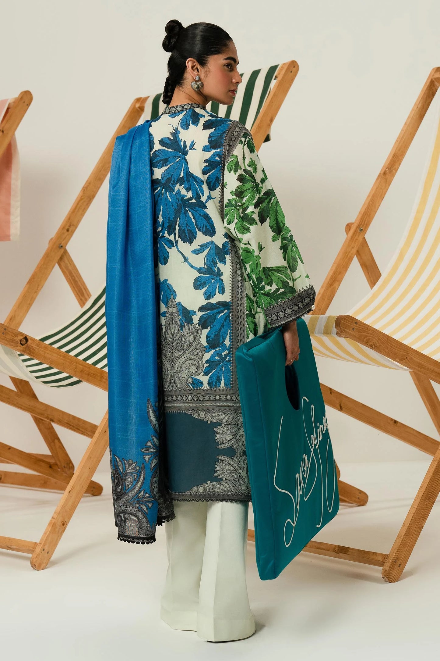 SANA SAFINAZ | UNSTITCHED MAHAY 2 PIECE LAWN SUIT