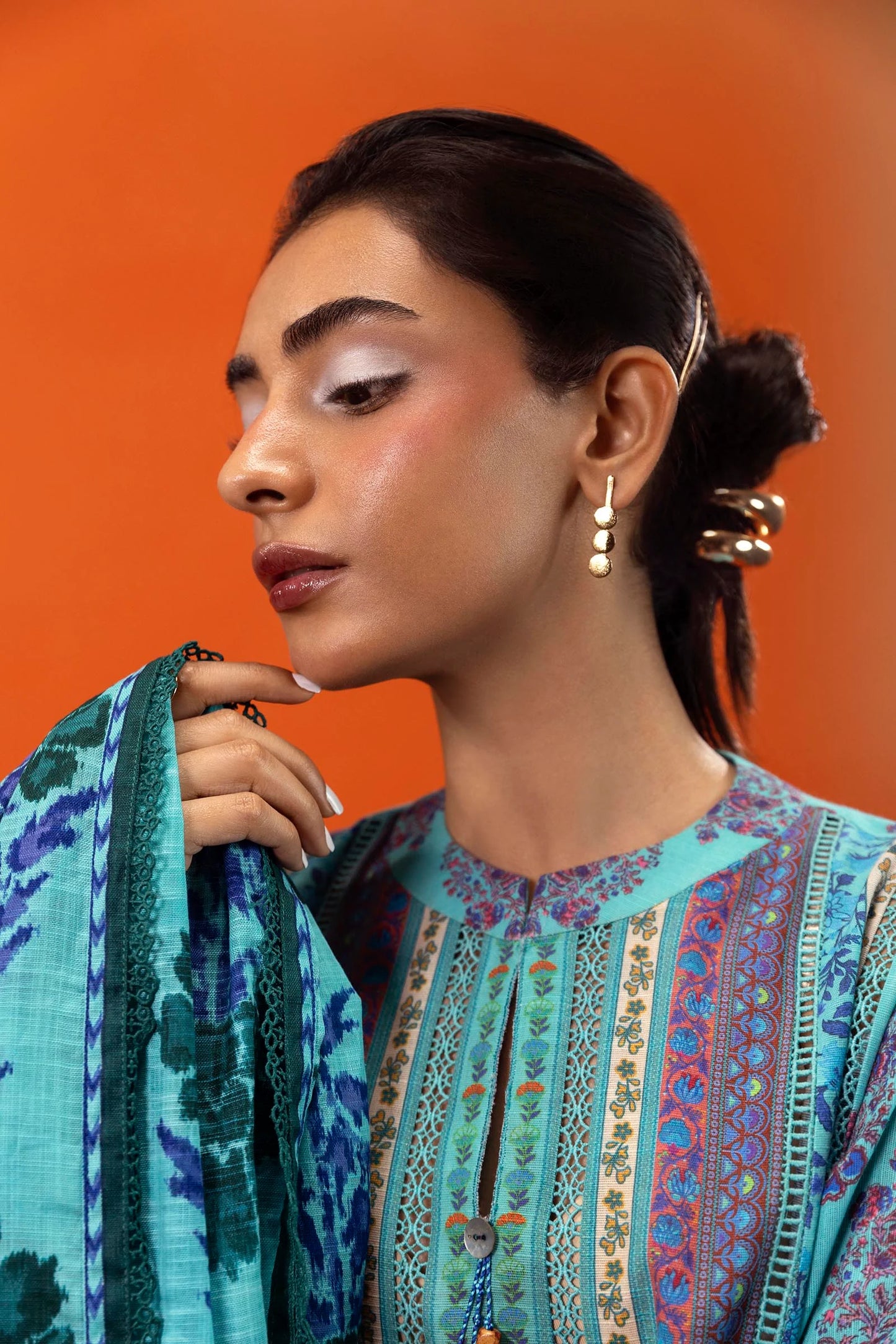 SANA SAFINAZ | UNSTITCHED MAHAY WINTER - 2 PIECE SUIT