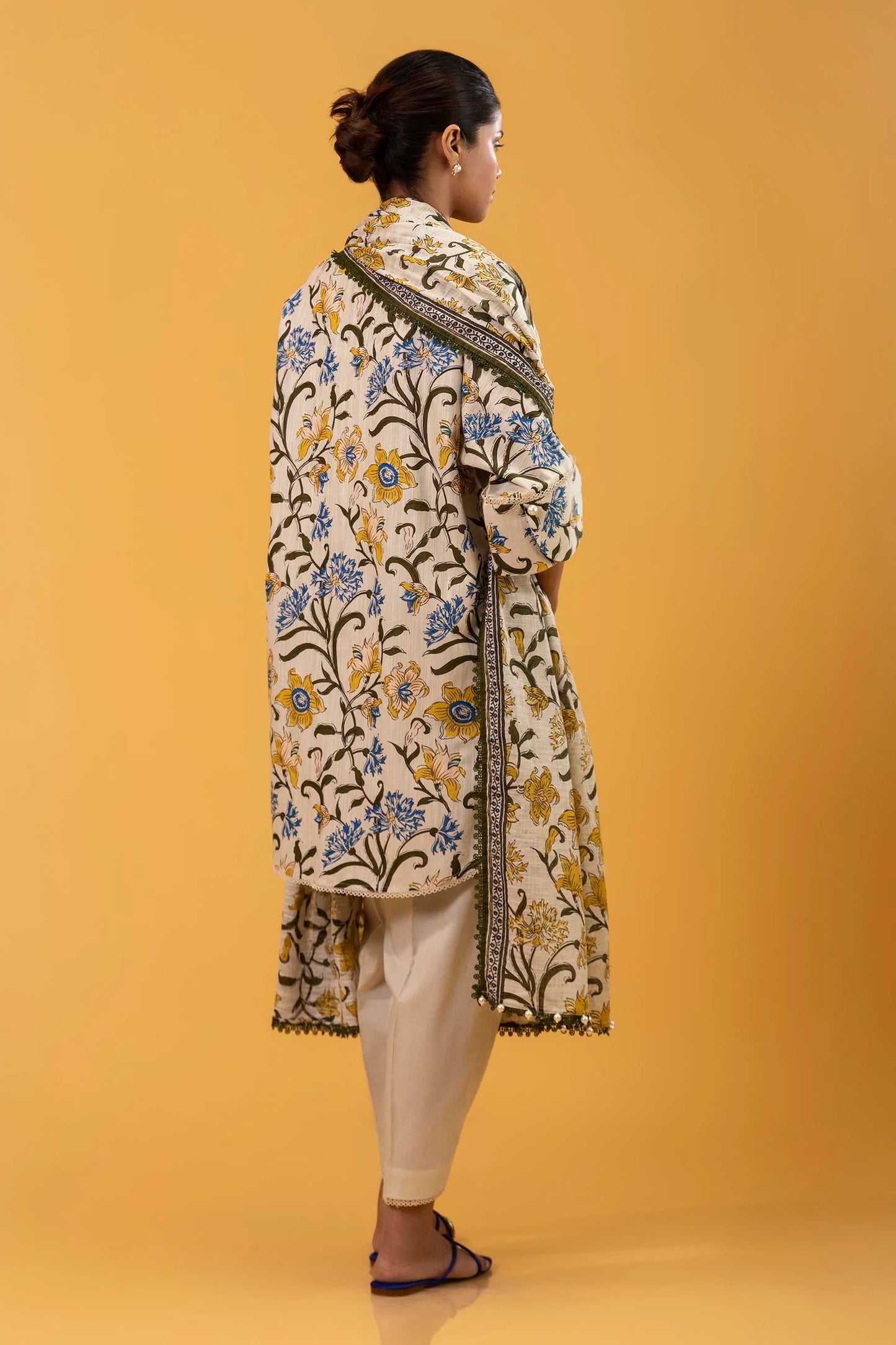 SANA SAFINAZ | UNSTITCHED MAHAY WINTER – 2 PIECE SUIT