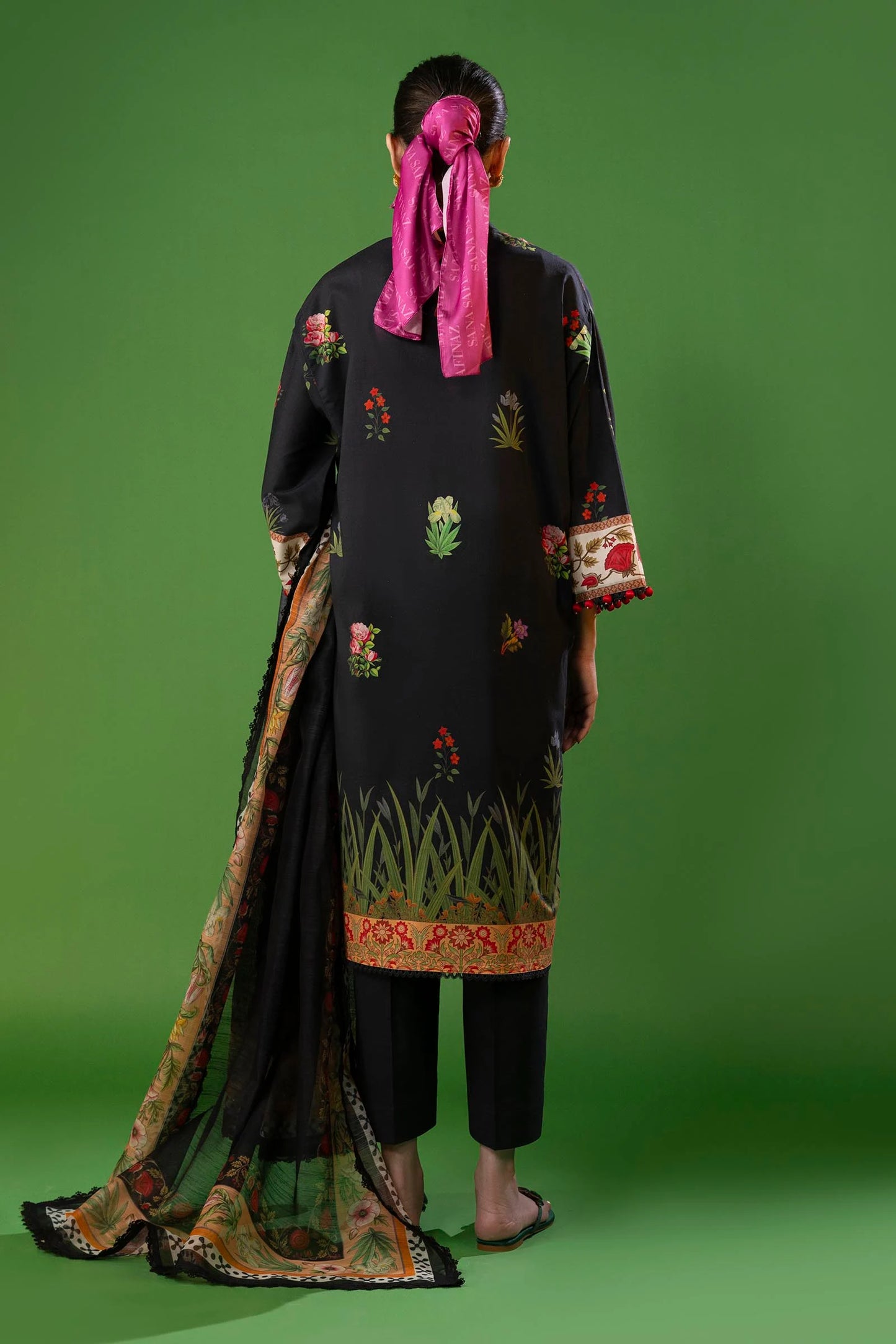 SANA SAFINAZ | UNSTITCHED MAHAY SUMMER – 3 PIECE LAWN SUIT