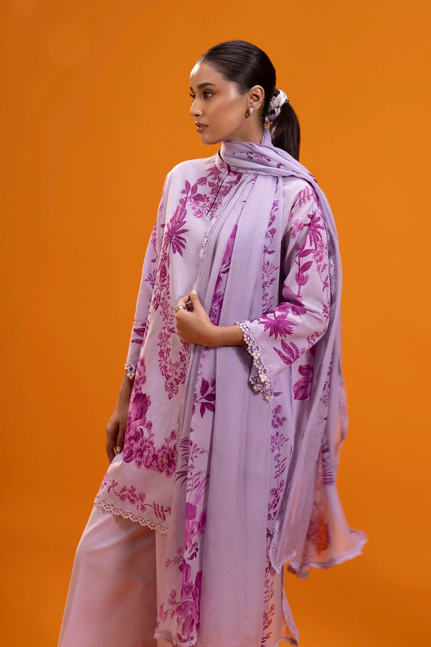 SANA SAFINAZ | UNSTITCHED MAHAY SUMMER – 3 PIECE LAWN SUIT