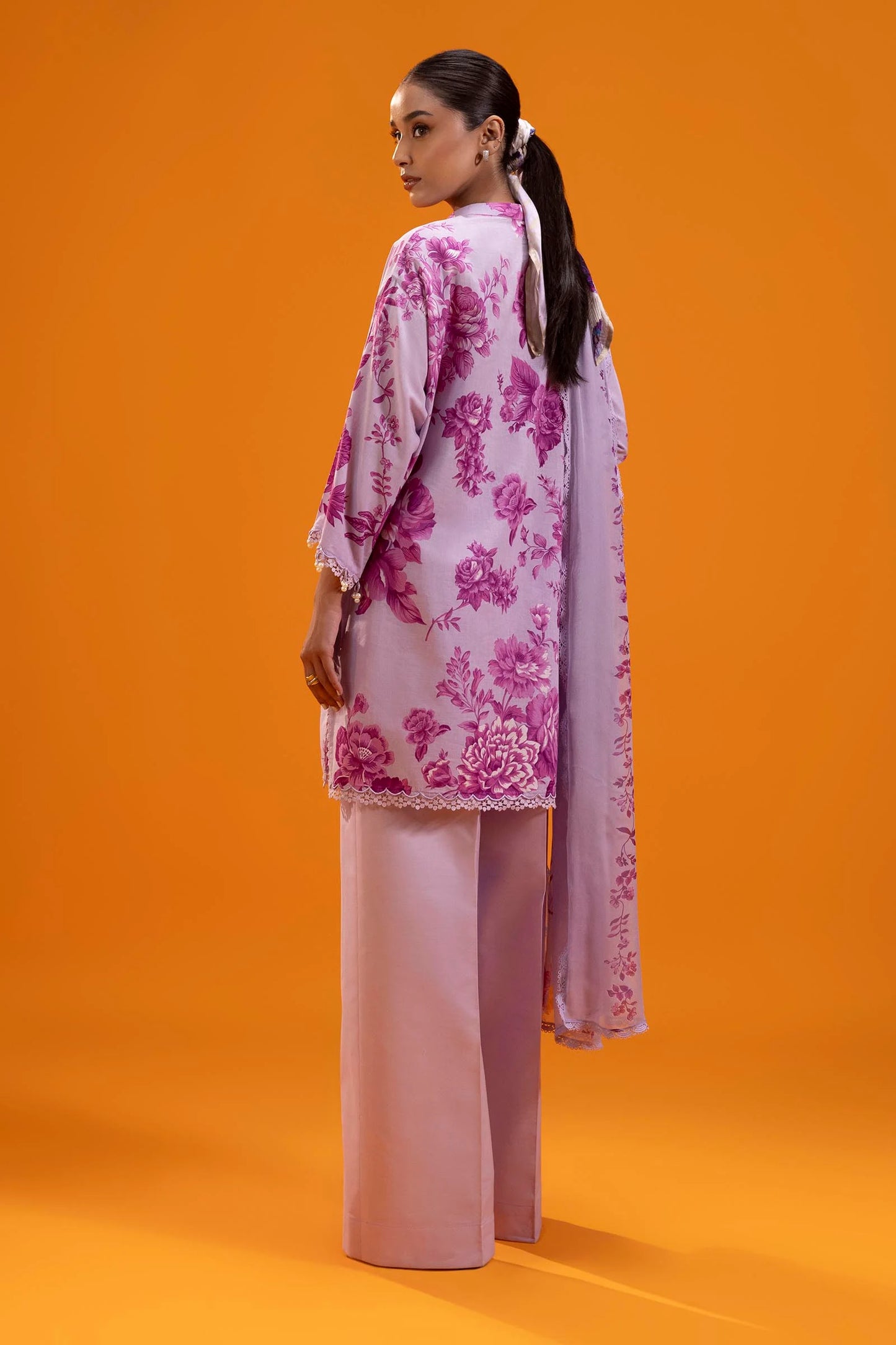 SANA SAFINAZ | UNSTITCHED MAHAY SUMMER – 3 PIECE LAWN SUIT