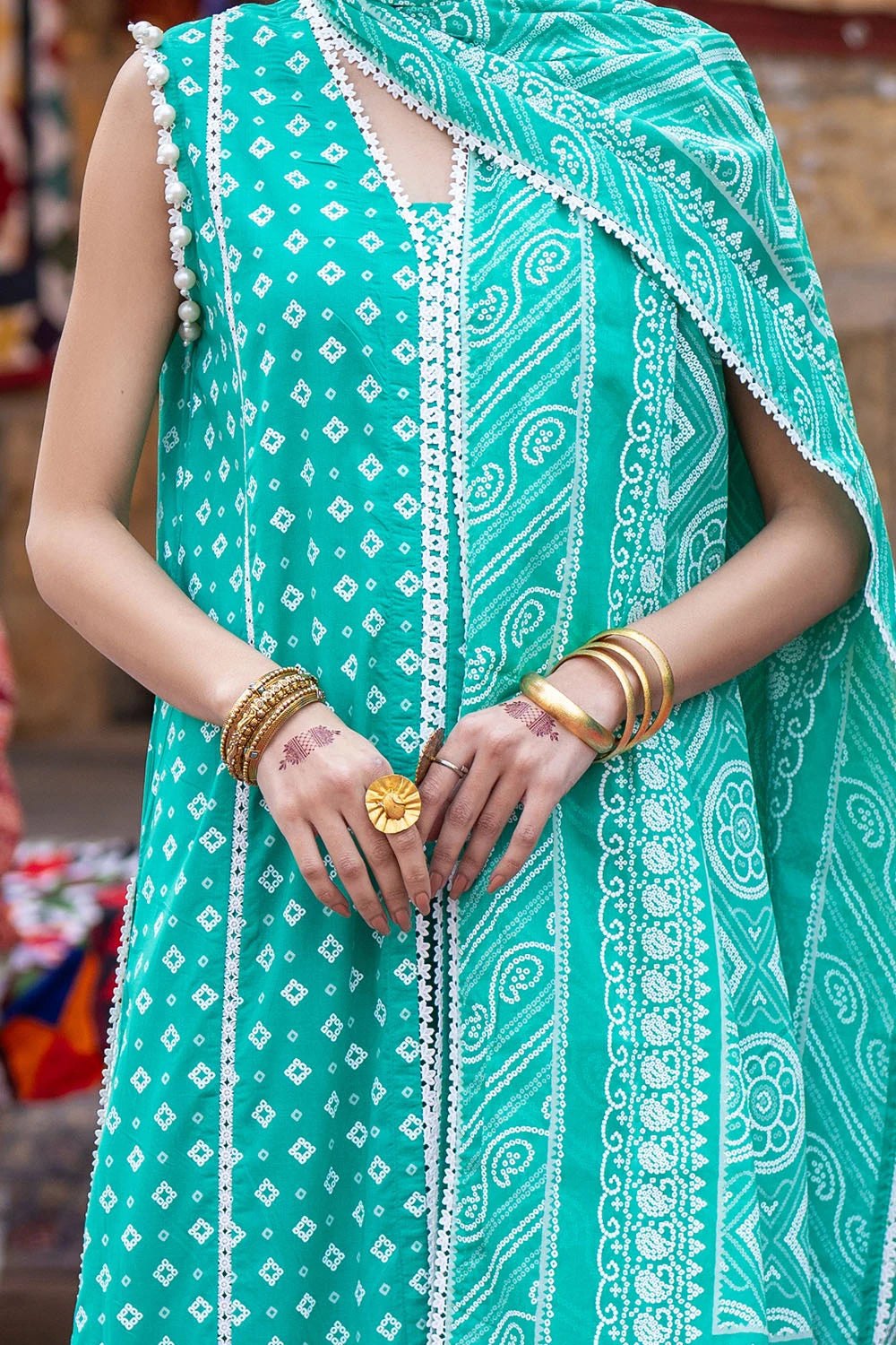 GUL AHMED | 3PC UNSTITCHED LACQUER PRINTED LAWN SUIT