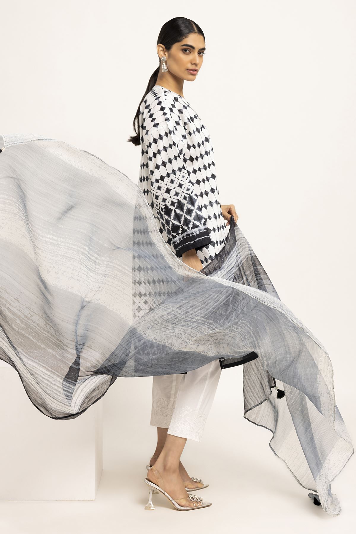 KHAADI | UNSTITCHED 2 PIECE DIGITAL PRINTED LAWN SUIT