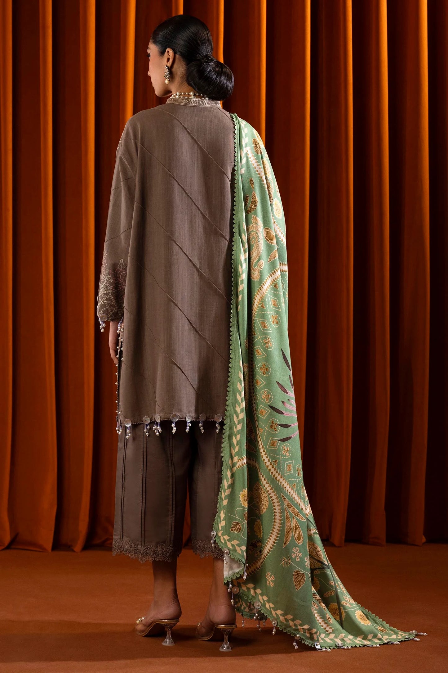 SANA SAFINAZ | UNSTITCHED MUZLIN WINTER - 3 PIECE SUIT