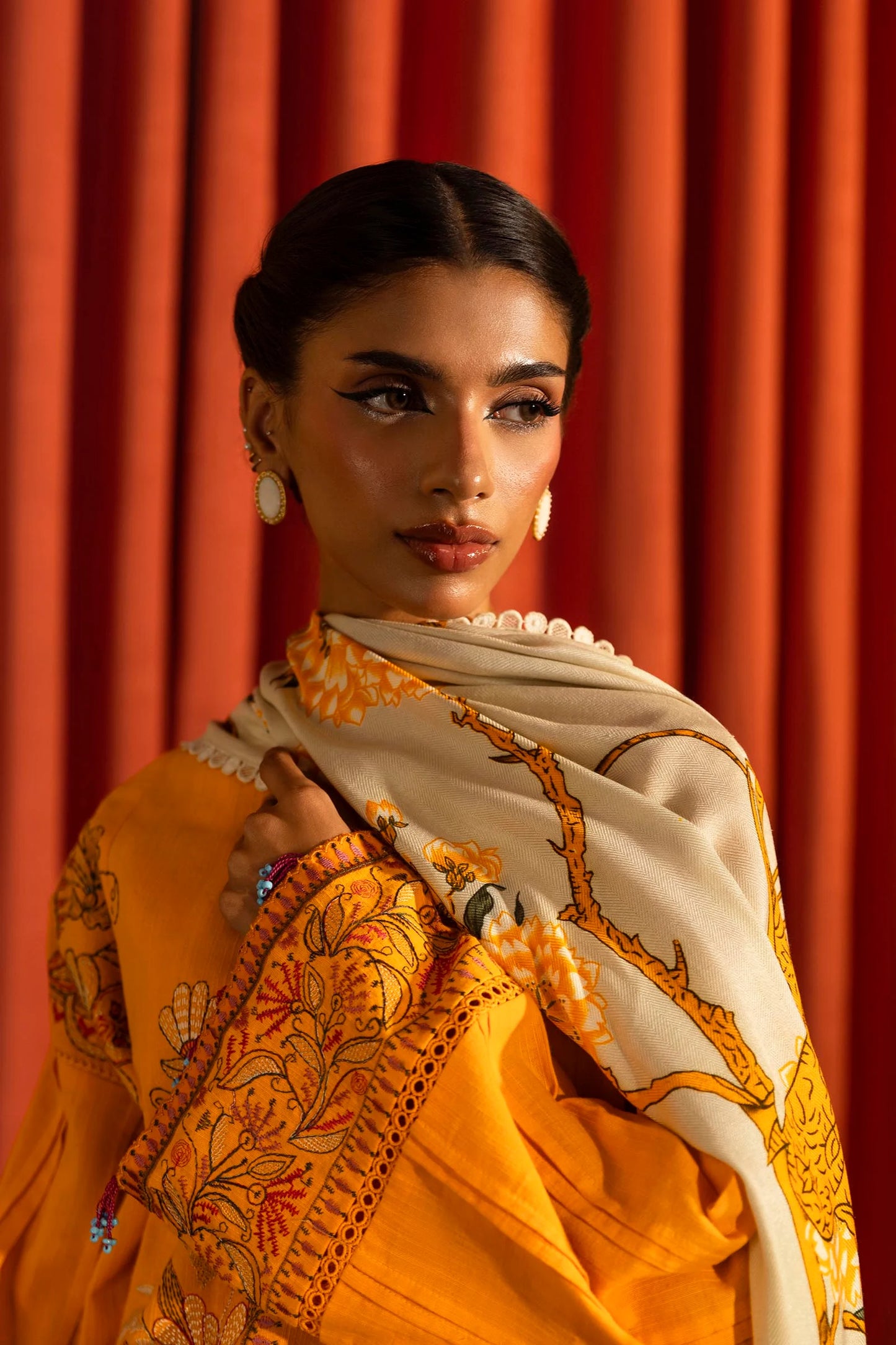 SANA SAFINAZ | UNSTITCHED MUZLIN WINTER - 3 PIECE SUIT