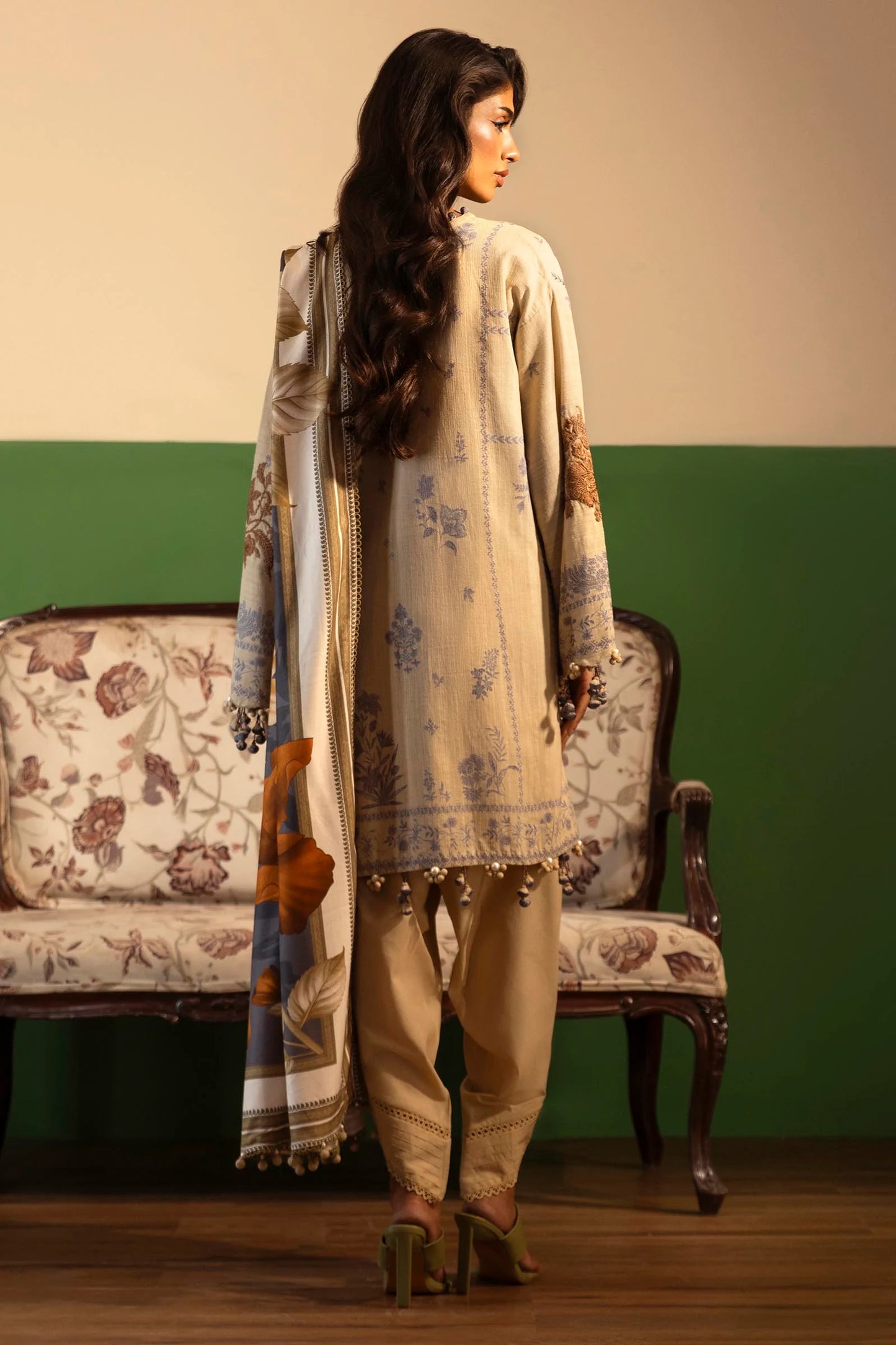 SANA SAFINAZ | UNSTITCHED MUZLIN WINTER - 3 PIECE SUIT