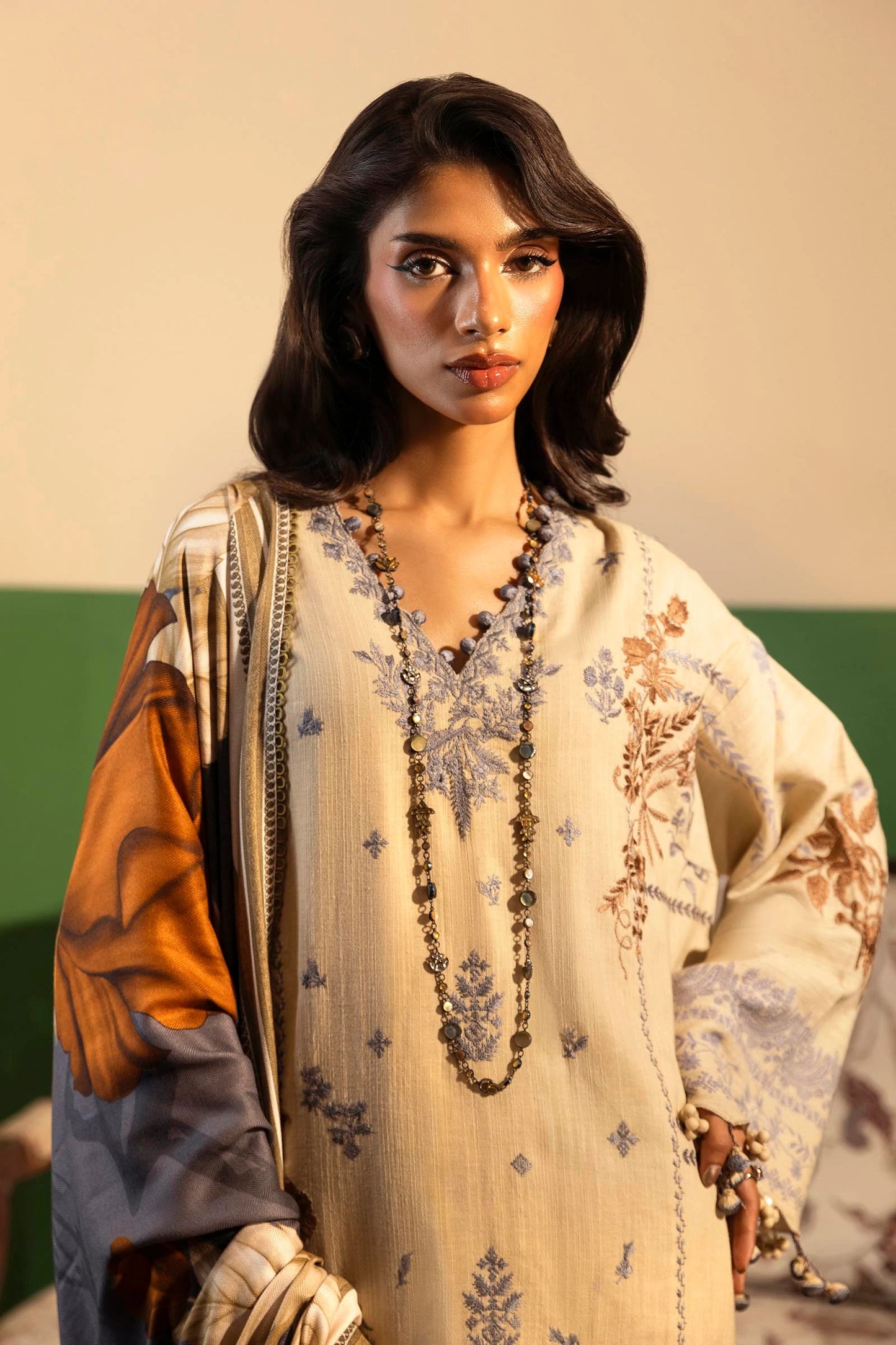 SANA SAFINAZ | UNSTITCHED MUZLIN WINTER - 3 PIECE SUIT