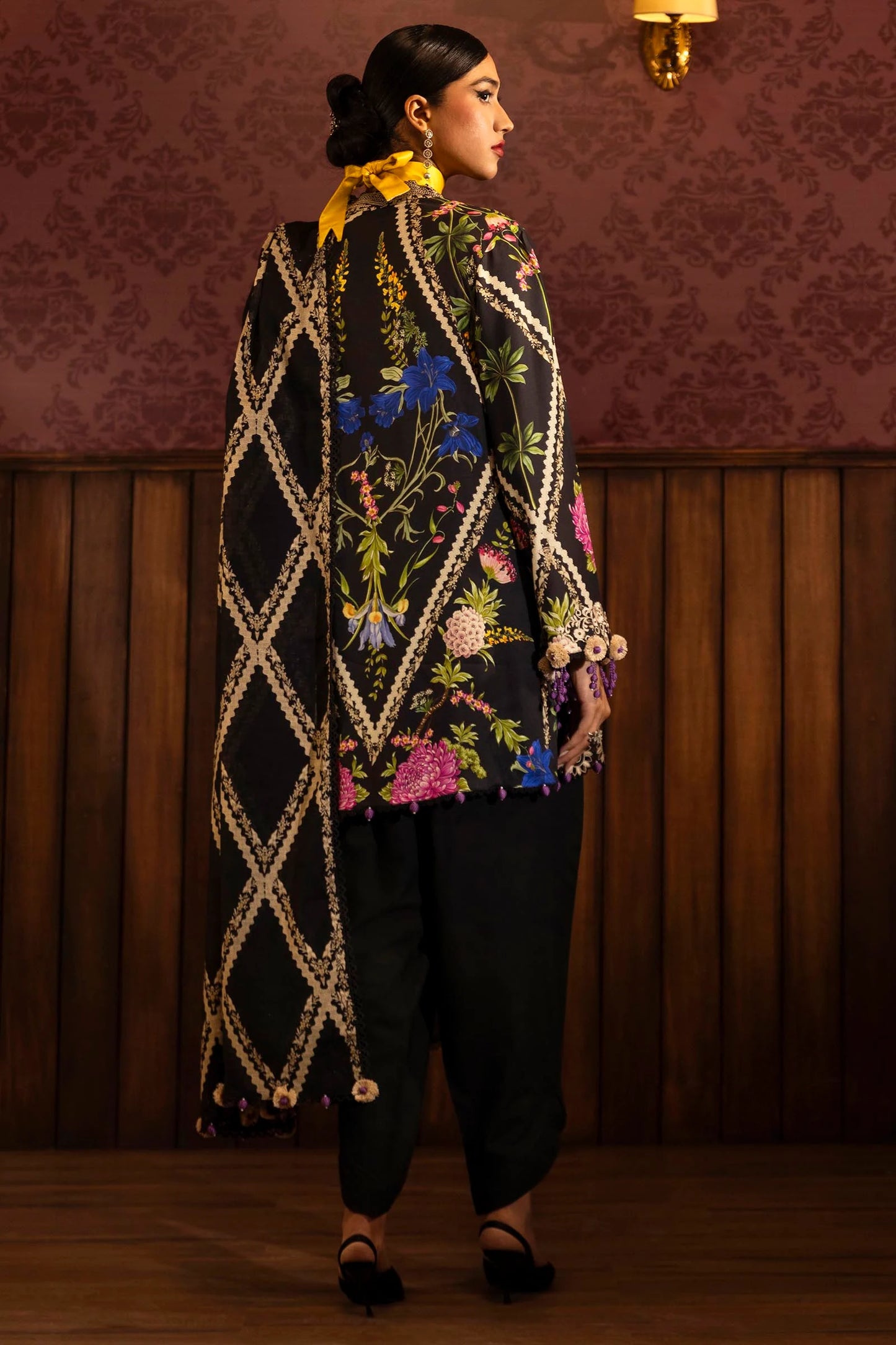 SANA SAFINAZ | UNSTITCHED MUZLIN WINTER - 3 PIECE SUIT
