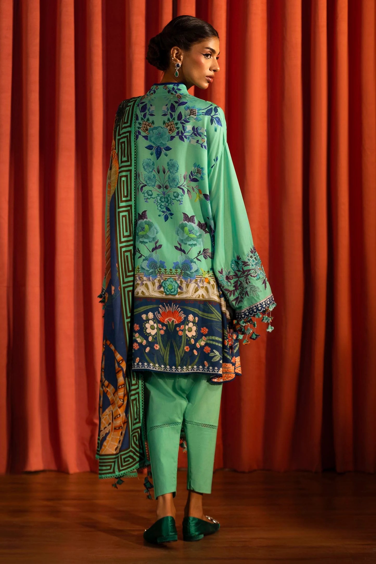 SANA SAFINAZ | UNSTITCHED MUZLIN WINTER - 3 PIECE SUIT | 22A