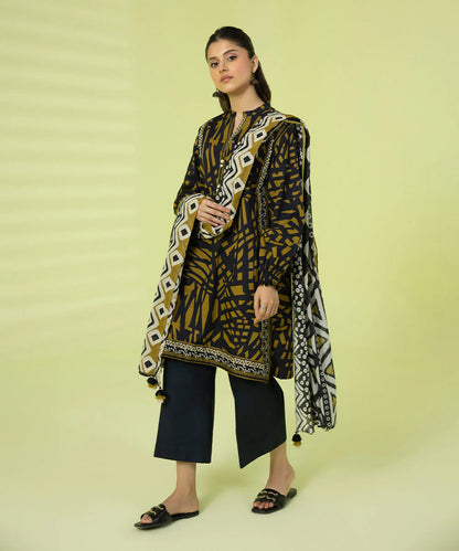 Sapphire | Unstitched 2Pc Printed Lawn - Shirt & Dupatta | 2D-DY23ZV2-2-R