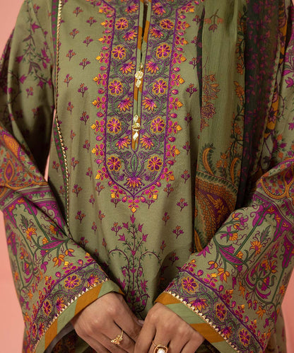 Sapphire | Unstitched 3Pc Embroidered Lawn Suit