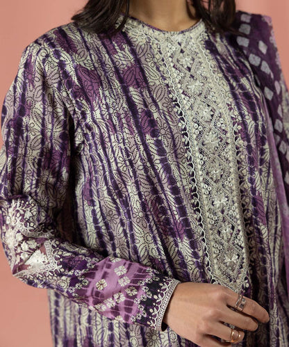 Sapphire | Unstitched 3Pc Embroidered Lawn Suit | 3PE-DY23V2-8R