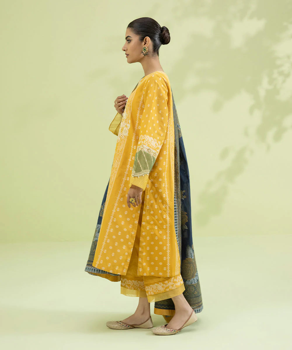 Sapphire | Unstitched 3 Piece - Embroidered Jacquard Suit