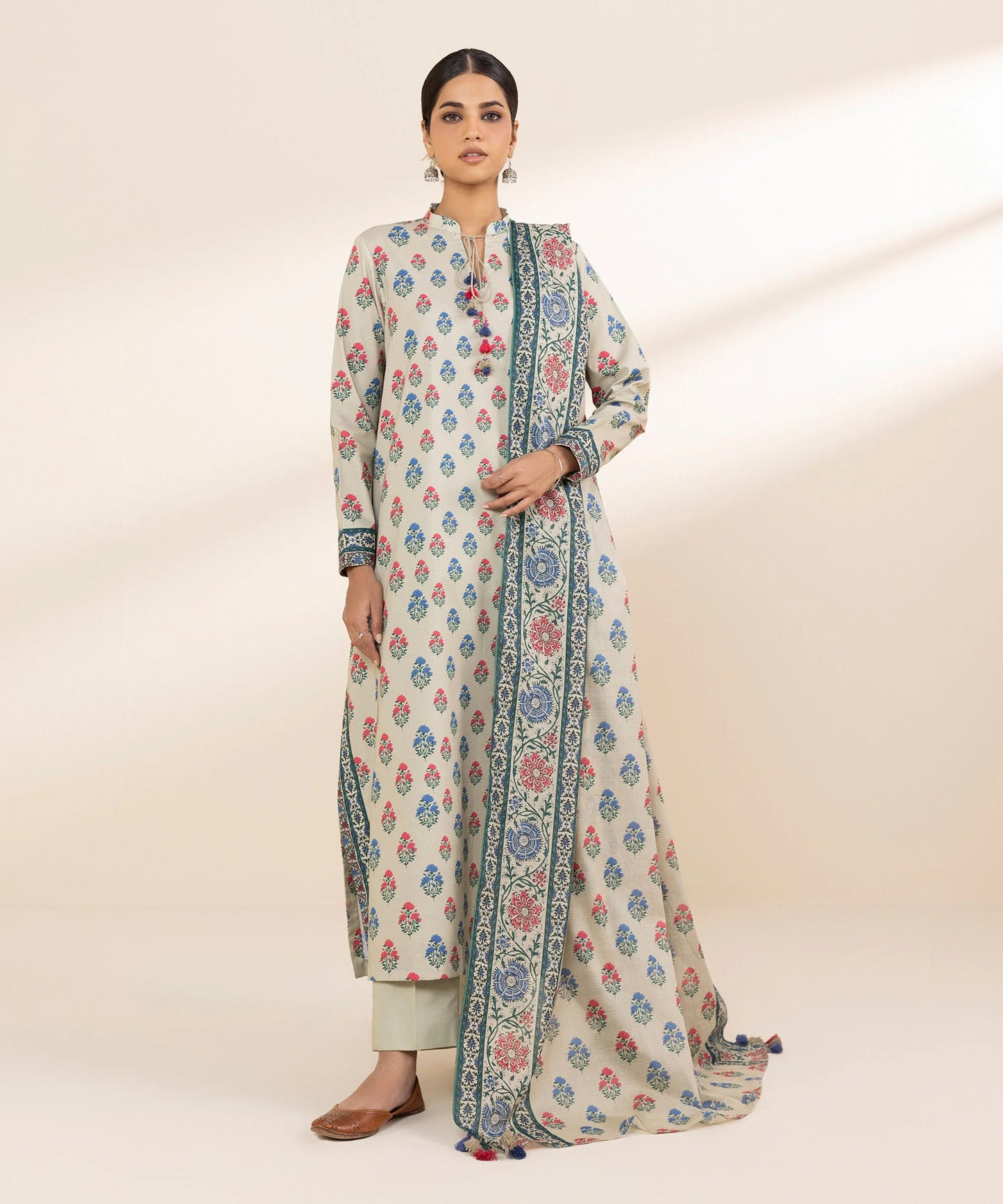 SAPPHIRE | UNSTITCHED 3 PIECE PRINTED LAWN SUIT