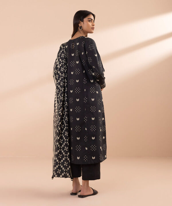 SAPPHIRE | UNSTITCHED 2 PIECE PRINTED LAWN SUIT