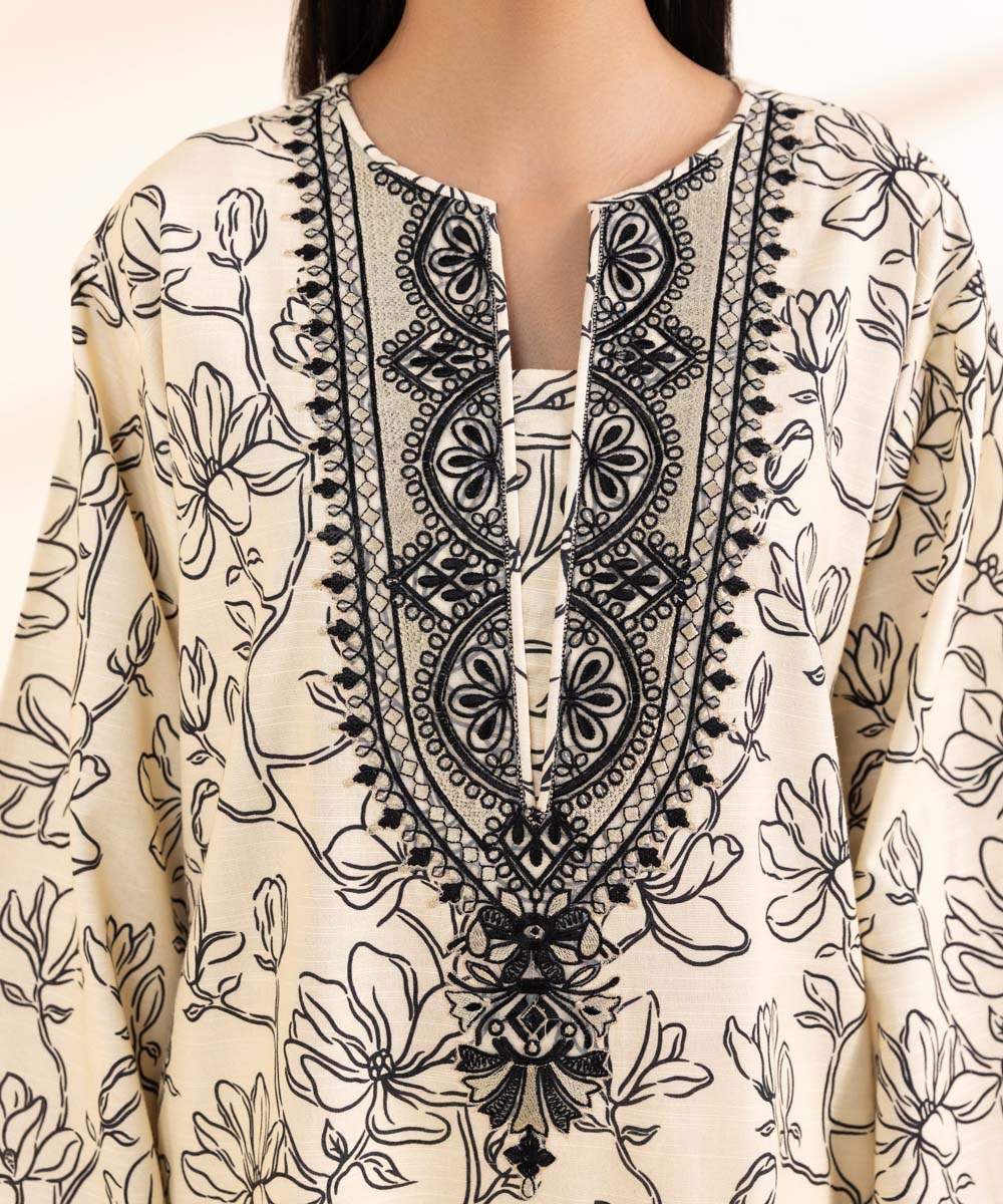 SAPPHIRE | UNSTITCHED 2 PIECE EMBROIDERED CAMBRIC SUIT