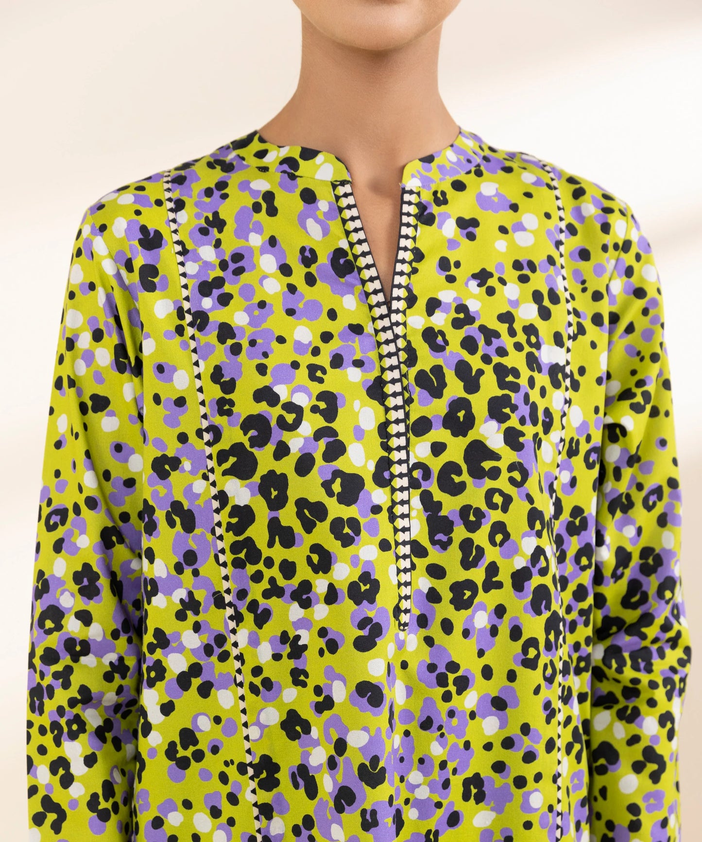 SAPPHIRE | UNSTITCHED 2 PIECE PRINTED LAWN SUIT