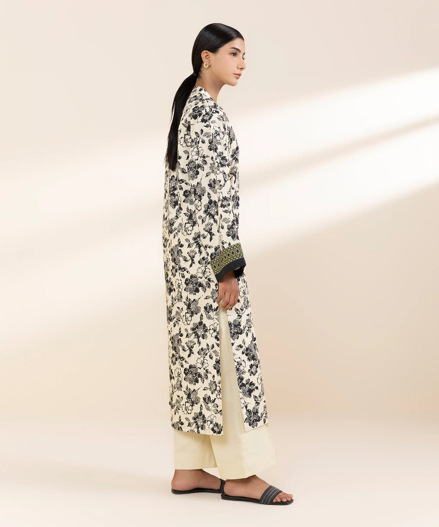 SAPPHIRE | UNSTITCHED 2 PIECE PRINTED LAWN SUIT