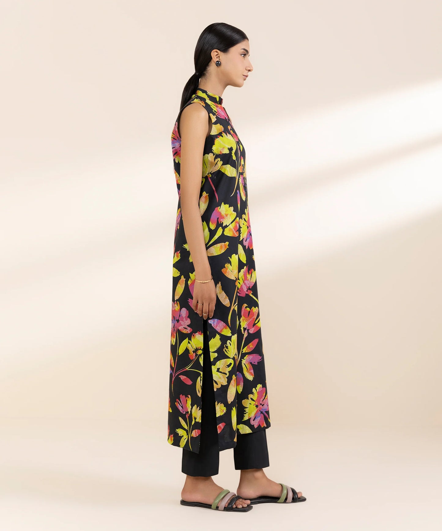 SAPPHIRE | UNSTITCHED 2 PIECE PRINTED LAWN SUIT