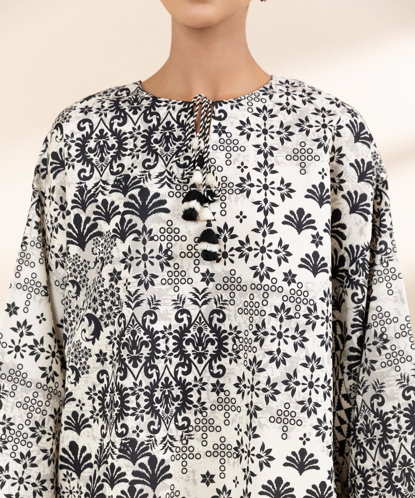 SAPPHIRE | UNSTITCHED 2 PIECE PRINTED LAWN SUIT