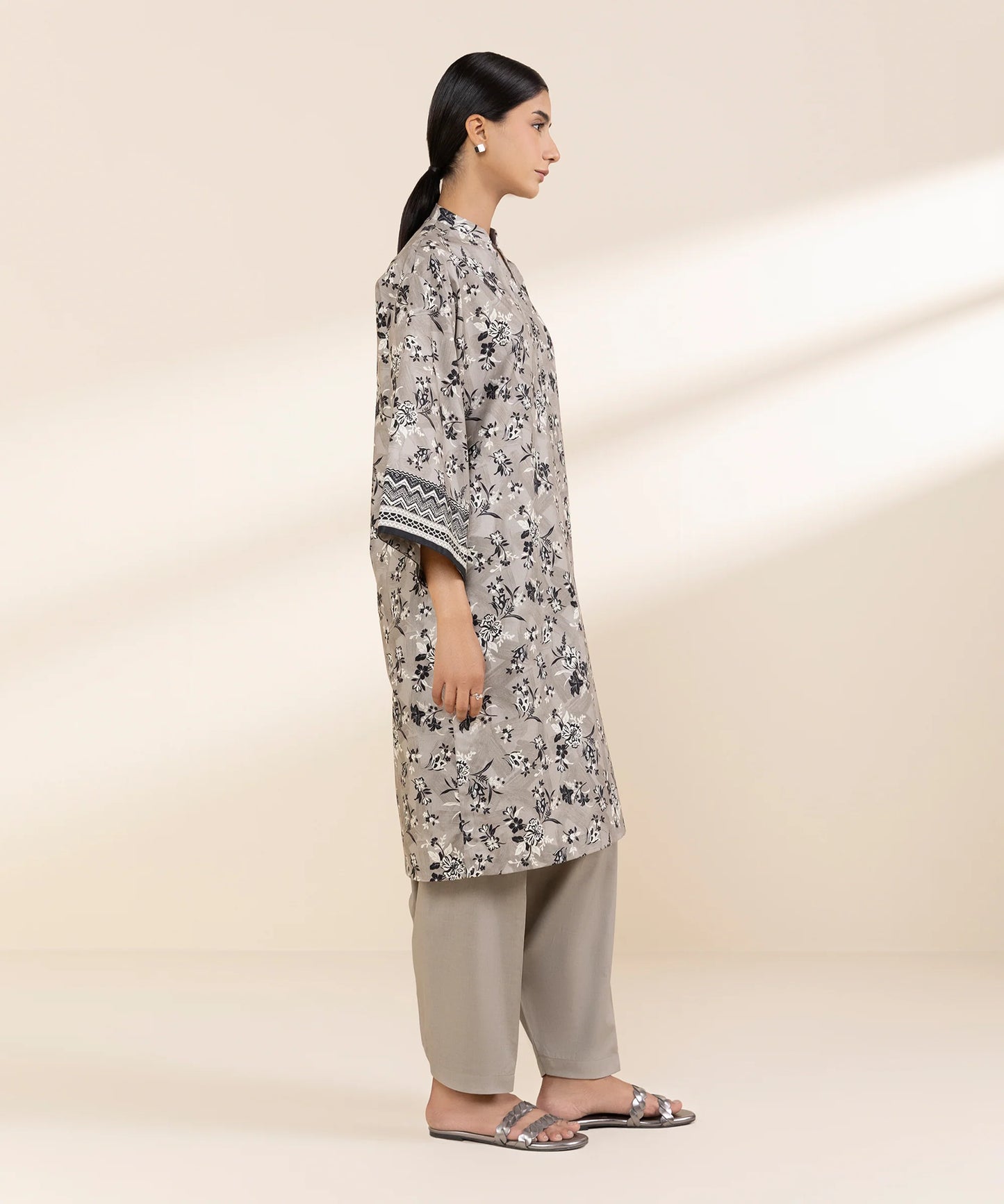 SAPPHIRE | UNSTITCHED 2 PIECE PRINTED LAWN SUIT