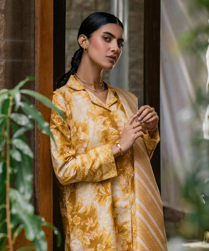 SAPPHIRE | UNSTITCHED 3 PIECE PRINTED KHADDAR SUIT