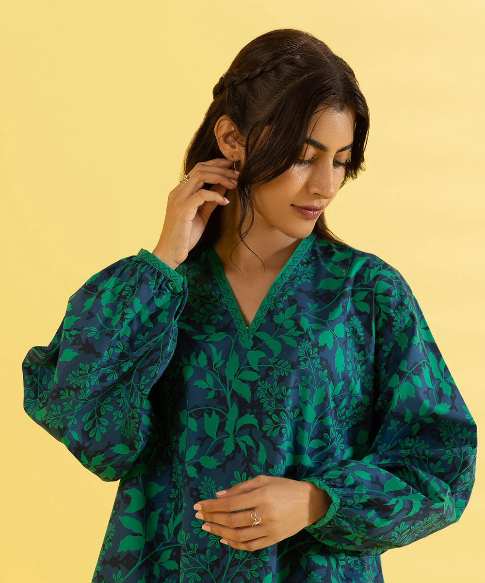 Sapphire | Unstitched 2Pc Printed Lawn - Shirt & Trouser | 2T-DY23ZV2-15