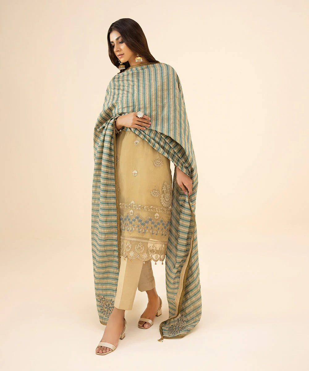 Sapphire LUXE | 3 Piece Unstitched Embroidered Organza Suit | 3FE-LX23V3-25