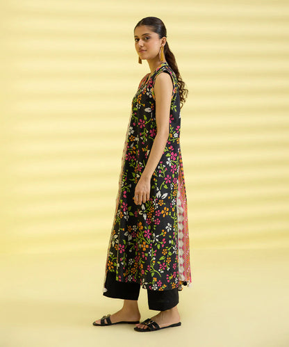 Sapphire | Unstitched 3Pc Printed Lawn Suit | 3P-DY23ZV3-30