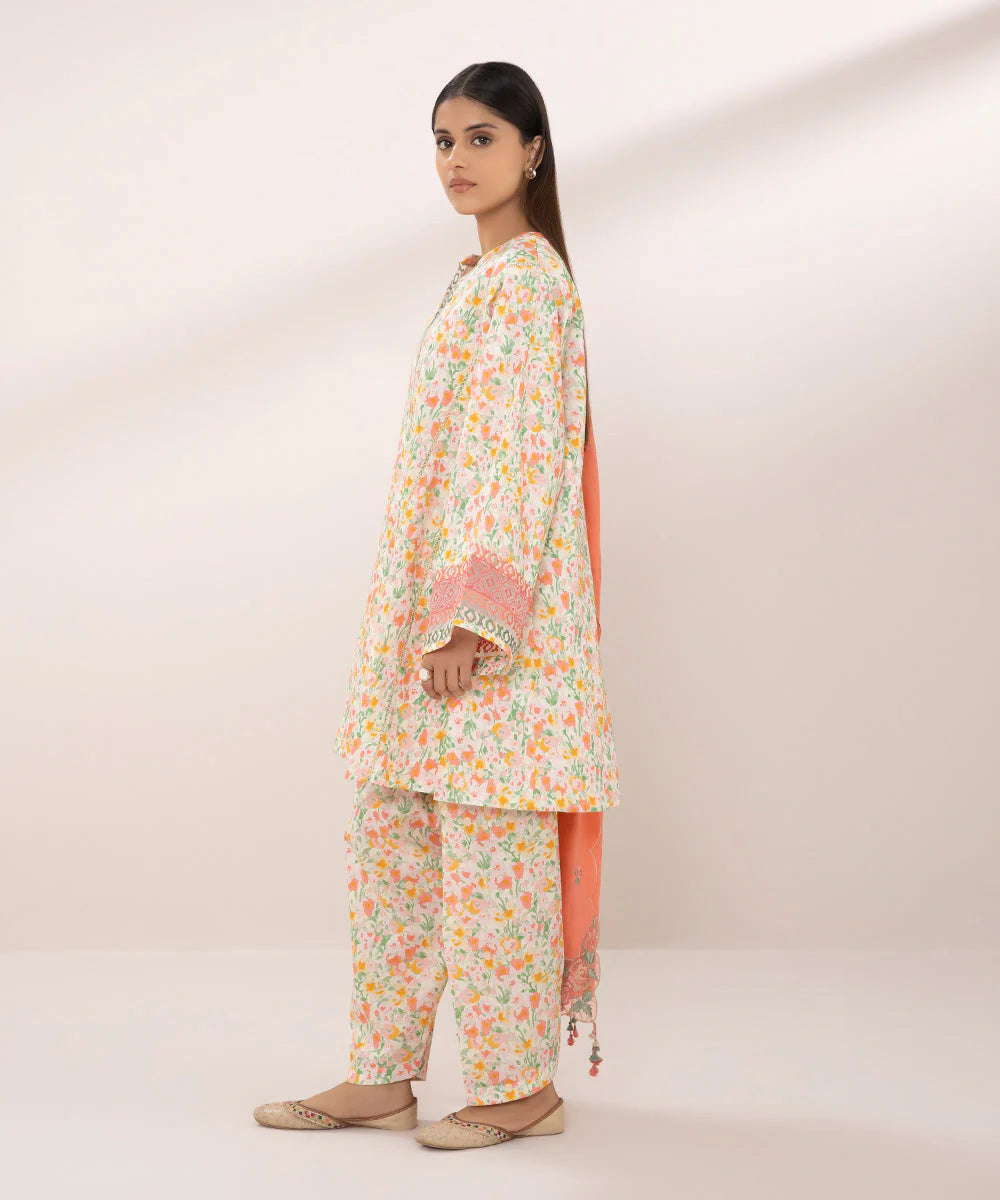 SAPPHIRE | UNSTITCHED 3 PIECE EMBROIDERED CAMBRIC SUIT