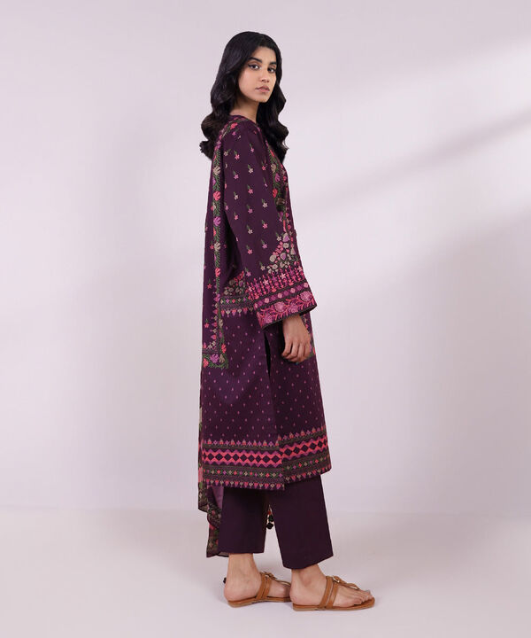 SAPPHIRE | UNSTITCHED 2 PIECE EMBROIDERED LAWN SUIT