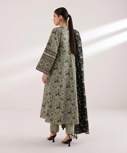 SAPPHIRE | UNSTITCHED 3 PIECE EMBROIDERED CAMBRIC SUIT