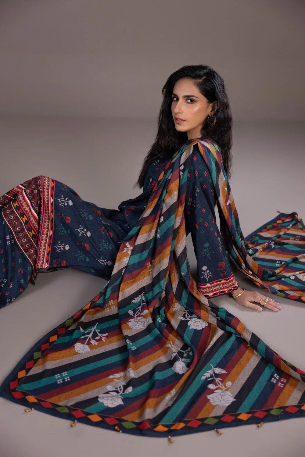Sapphire | Unstitched 3Pc Printed Blended Linen | U3-DAY23V9-16