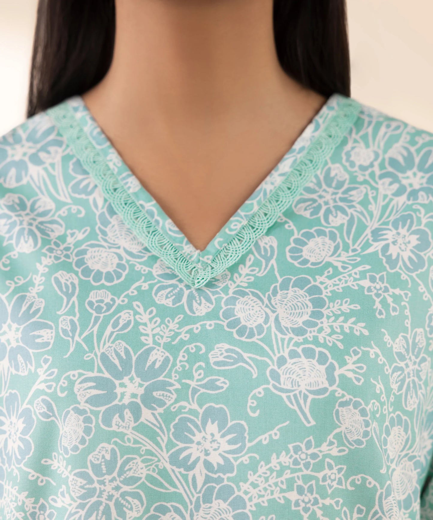 SAPPHIRE | UNSTITCHED 3 PIECE PRINTED LAWN SUIT