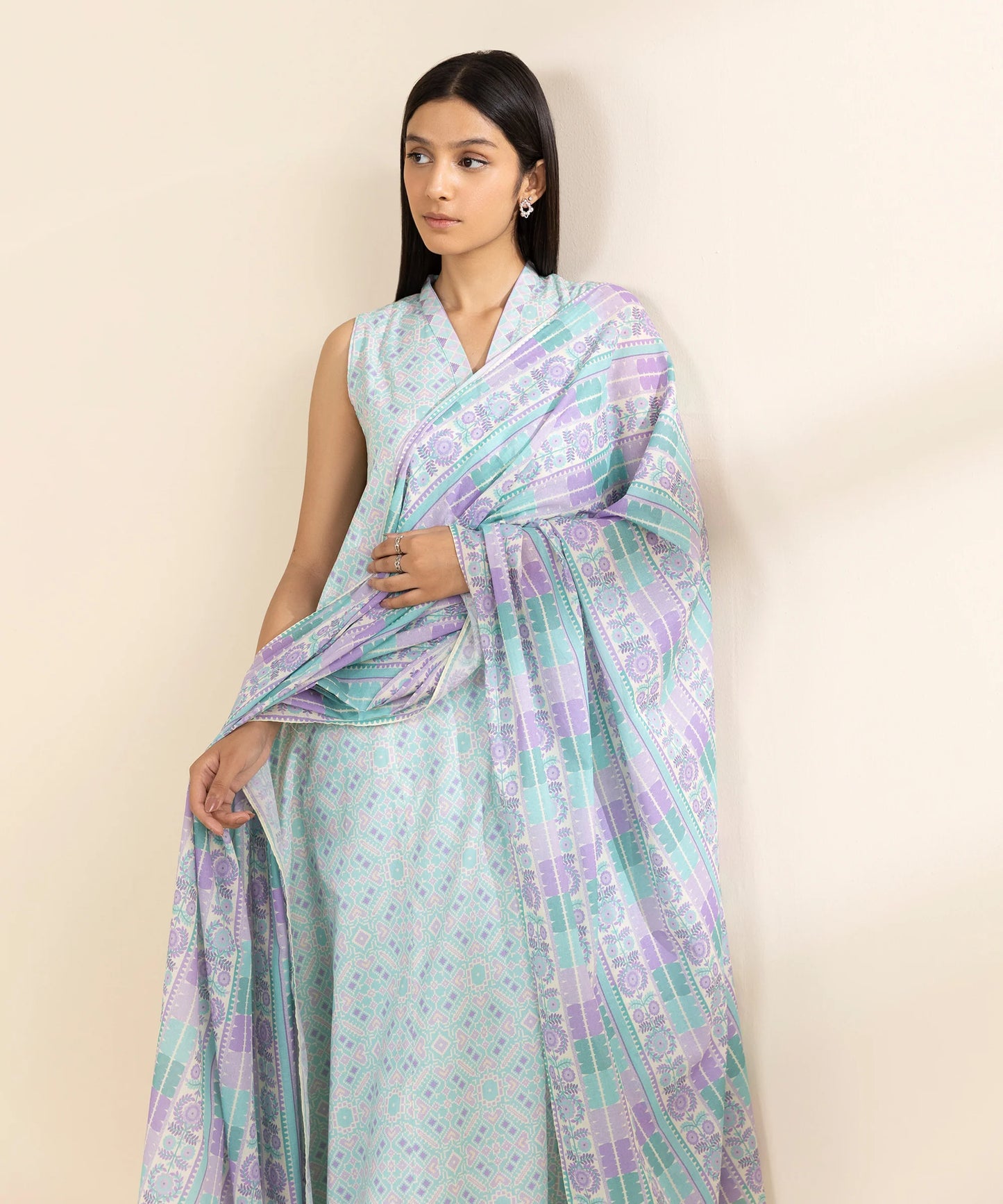 SAPPHIRE | UNSTITCHED 3 PIECE PRINTED LAWN SUIT
