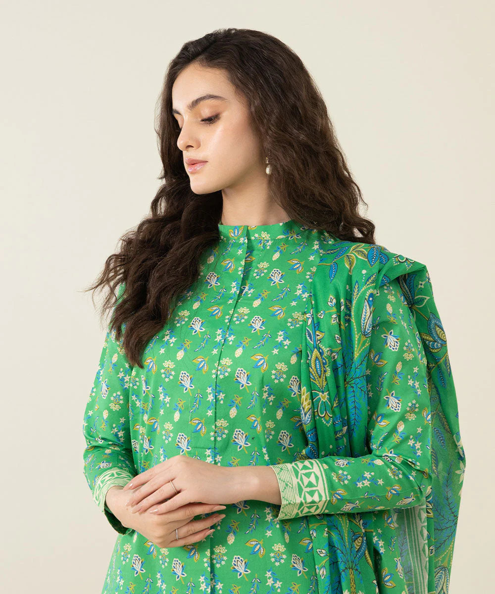 Sapphire | Unstitched 3Pc Printed Lawn Suit | U3P-DY23V4-16R
