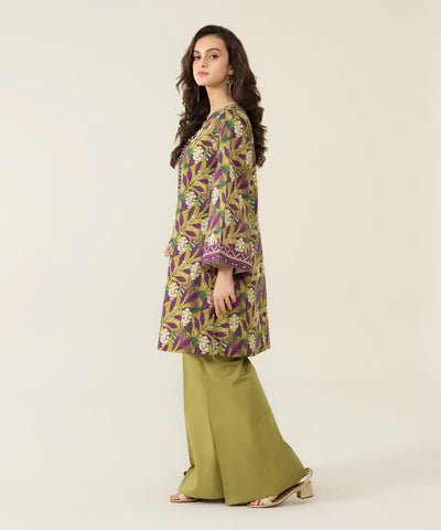 Sapphire | Unstitched 3Pc Printed Lawn Suit | U3P-DY23V4-18-R