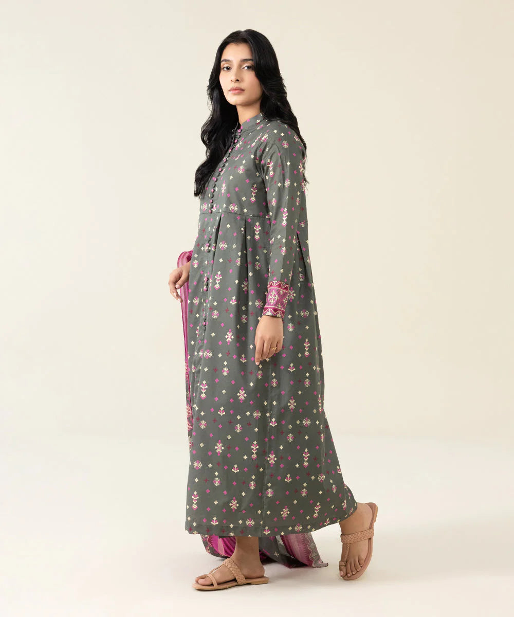 Sapphire | Unstitched 3Pc Printed Lawn Suit | U3P-DY23V4-20-R
