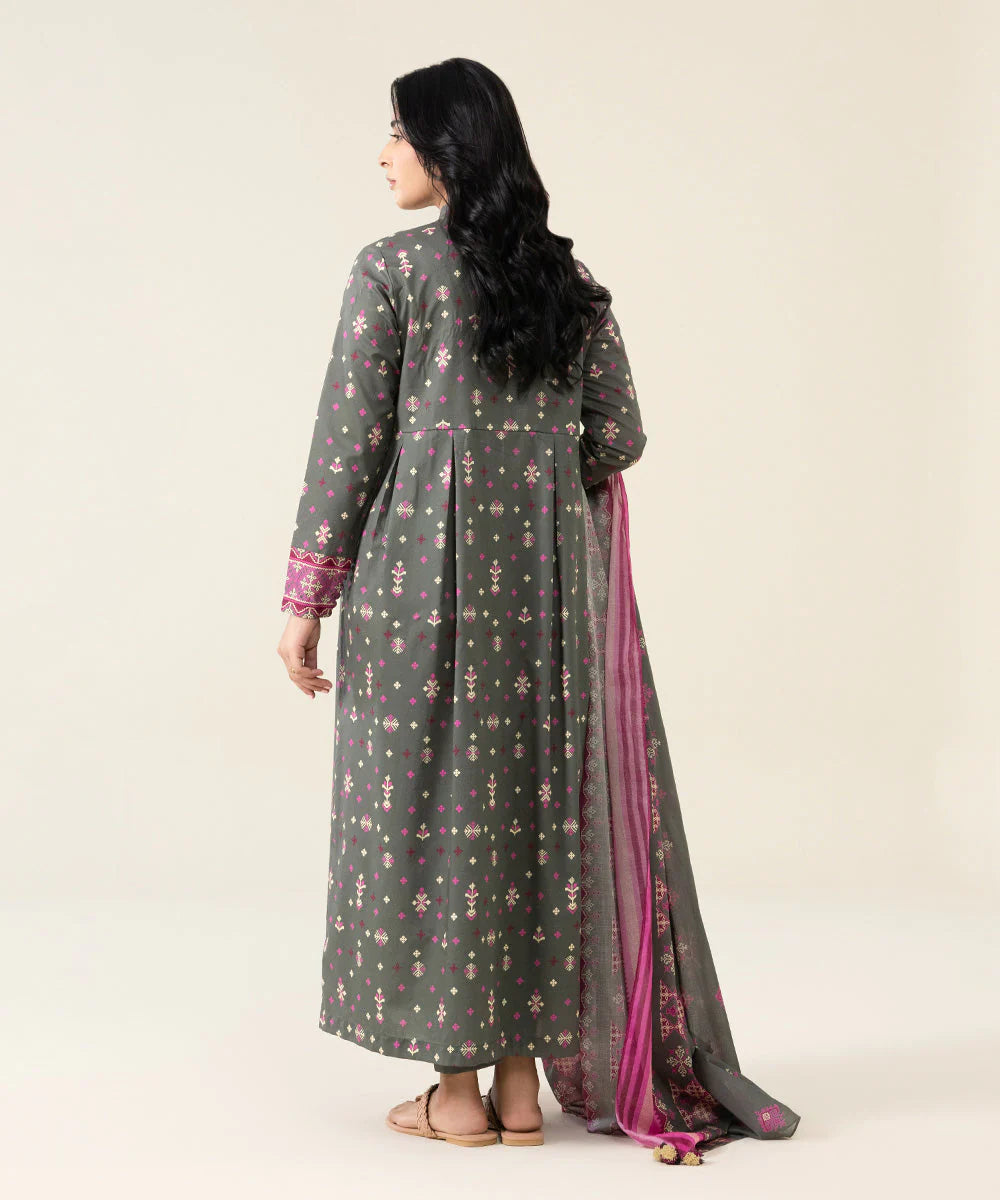 Sapphire | Unstitched 3Pc Printed Lawn Suit | U3P-DY23V4-20-R
