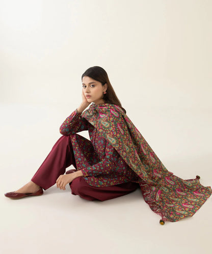 Sapphire | Unstitched 3Pc Printed Lawn Suit | U3P-DY23V4-30-R