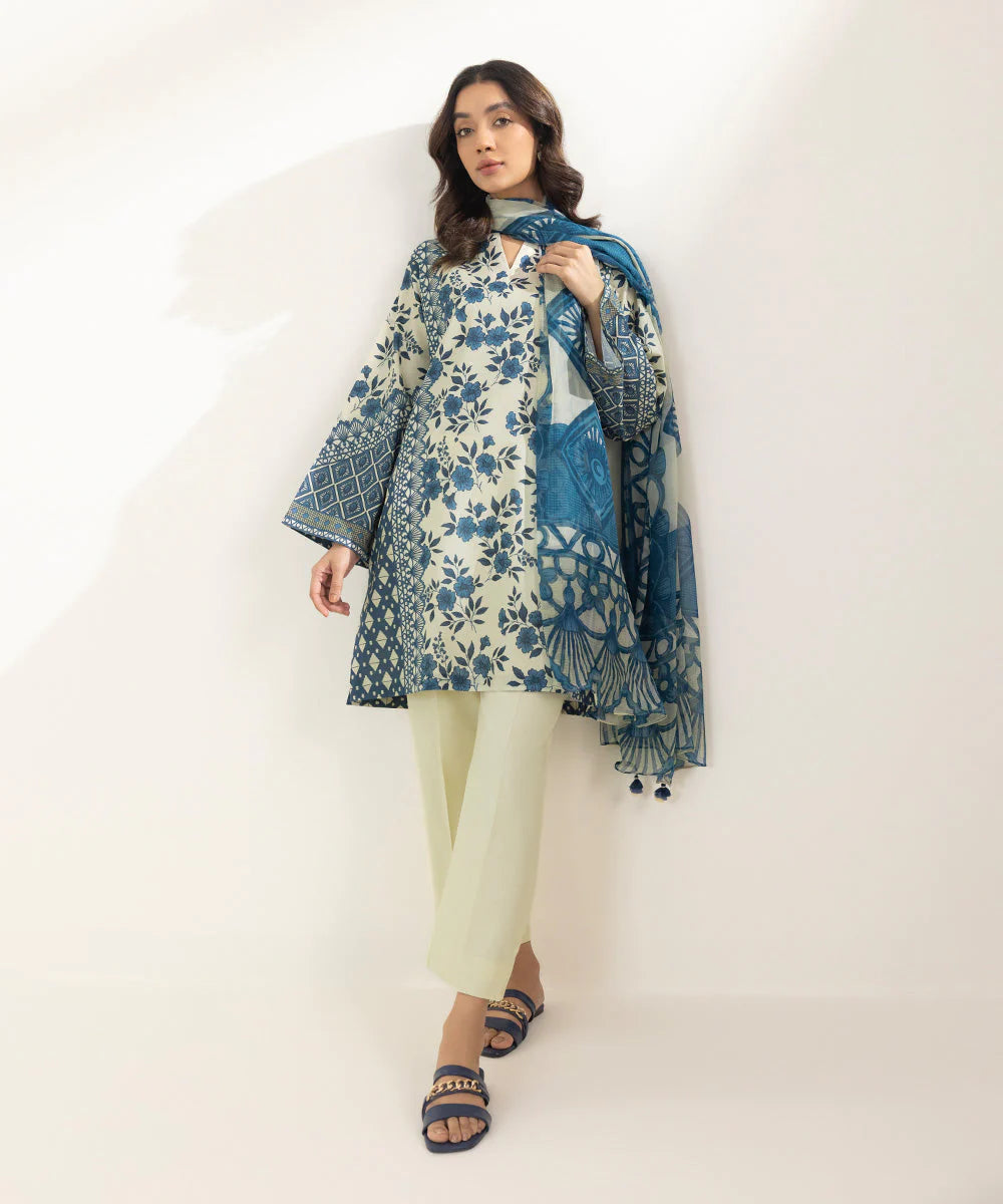 Sapphire | Unstitched 3Pc Printed Lawn Suit | U3P-DY23V4-5B