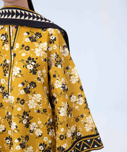 SAPPHIRE | UNSTITCHED 3 PIECE PRINTED LIGHT KHADDAR SUIT
