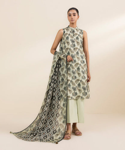 SAPPHIRE | UNSTITCHED 3 PIECE PRINTED LAWN SUIT