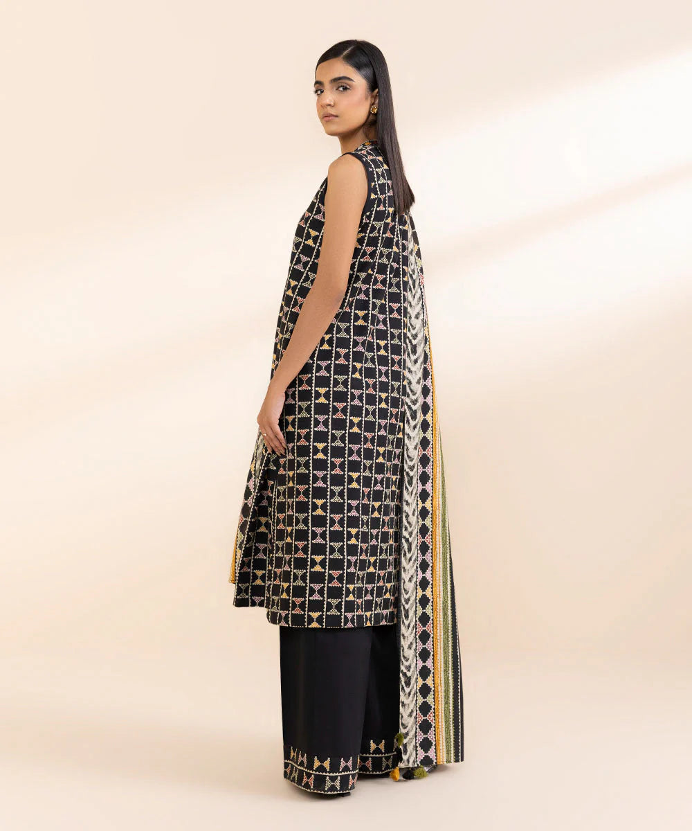 SAPPHIRE | UNSTITCHED 3 PIECE PRINTED LIGHT KHADDAR SUIT