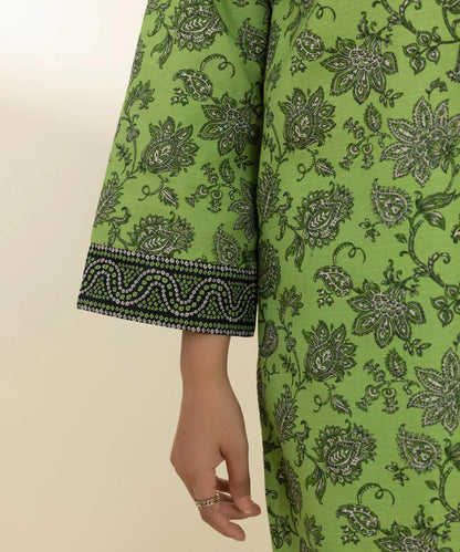 SAPPHIRE | UNSTITCHED 3 PIECE PRINTED LIGHT KHADDAR SUIT