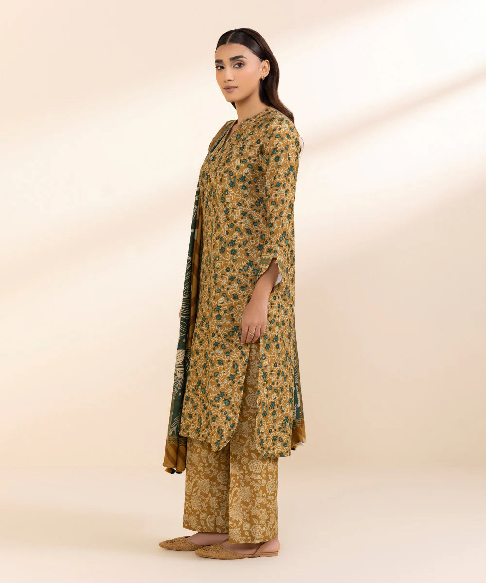 SAPPHIRE | UNSTITCHED 3 PIECE PRINTED LIGHT KHADDAR SUIT