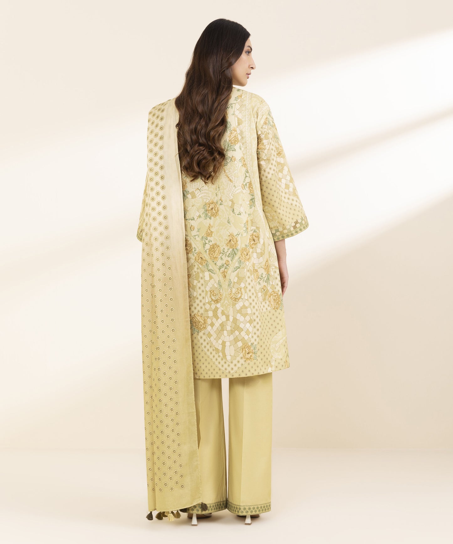 SAPPHIRE | UNSTITCHED 3 PIECE PRINTED LAWN SUIT