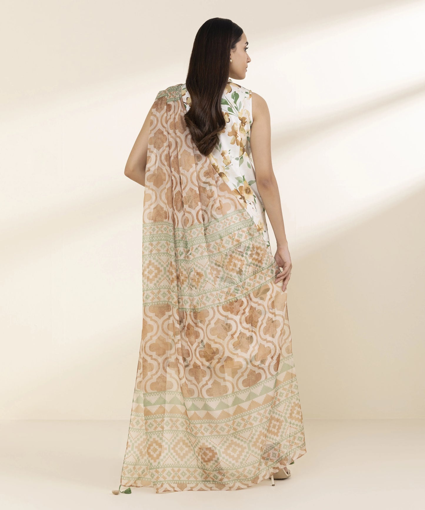 SAPPHIRE | UNSTITCHED 3 PIECE PRINTED LAWN SUIT