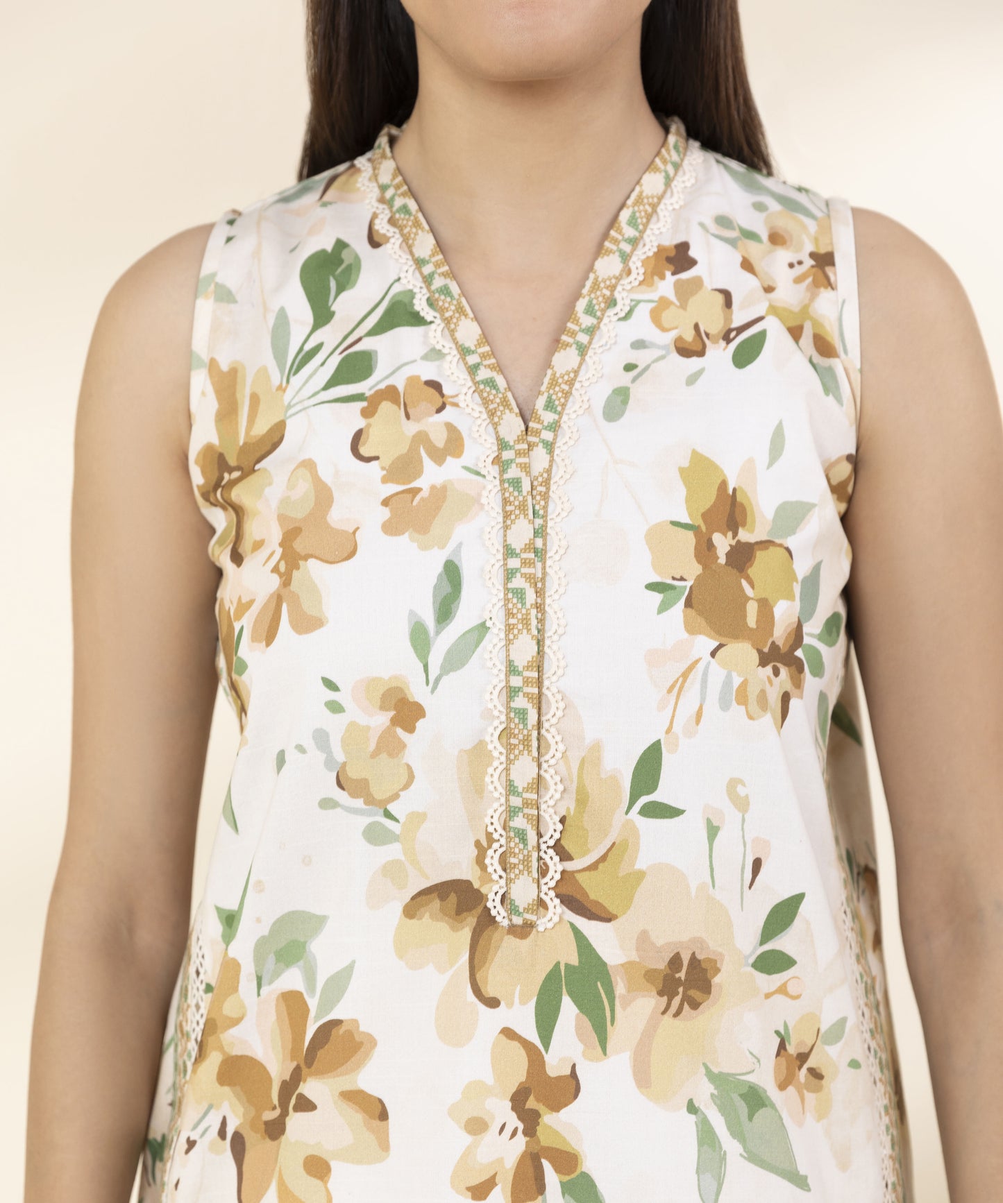 SAPPHIRE | UNSTITCHED 3 PIECE PRINTED LAWN SUIT